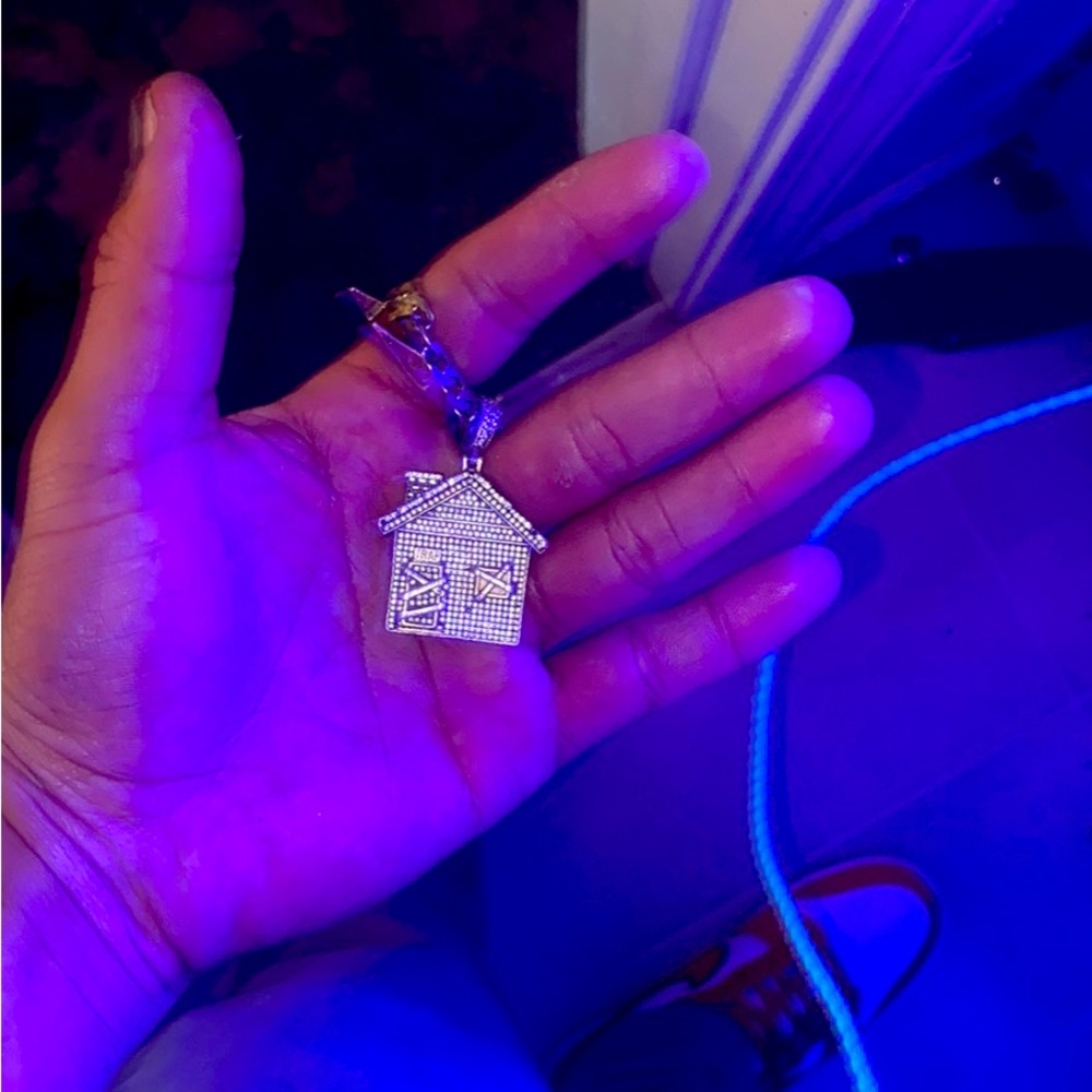 Trap house chain